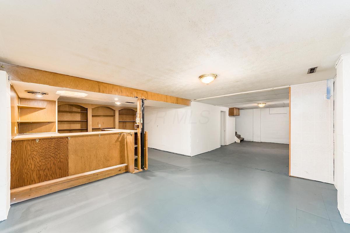 3841 Evanston Road Columbus, OH 43232 - Photo 24 of 29 Gallery Image 24