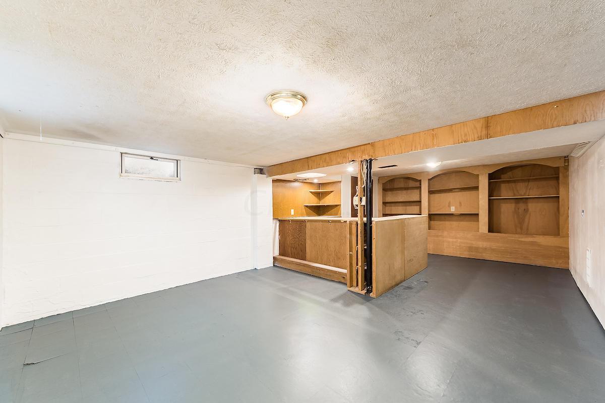 3841 Evanston Road Columbus, OH 43232 - Photo 25 of 29 Gallery Image 25