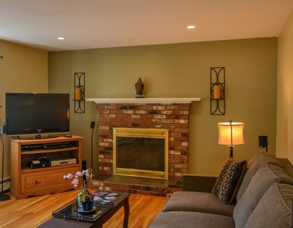 35 Old Brook Road Shrewsbury, MA 01545 - Photo 7 of 29 Gallery Image 7