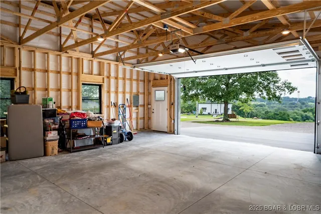 $420,000 | 17775 Woodland Vw Drive, Versailles, MO 65084