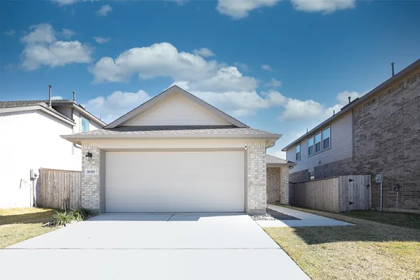 $1,825 | 18450 White Stallion Lane, Hockley, TX 77447
