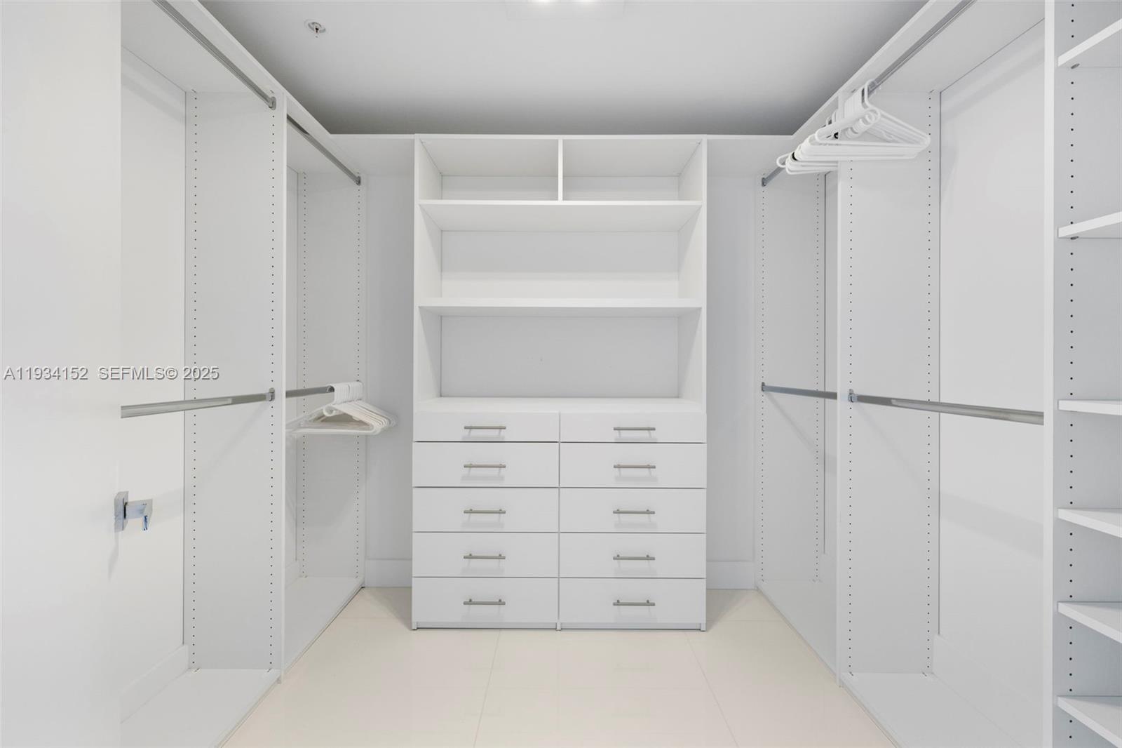 17111 Biscayne Boulevard, Unit 1110 North Miami Beach, FL 33160 - Photo 27 of 67