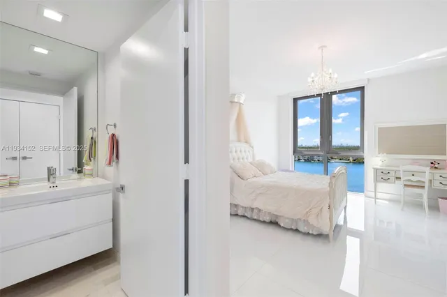 $2,200,000 | 17111 Biscayne Boulevard, Unit 1110, North Miami Beach, FL 33160