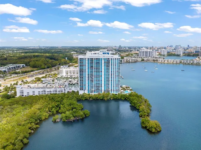 $2,200,000 | 17111 Biscayne Boulevard, Unit 1110, North Miami Beach, FL 33160