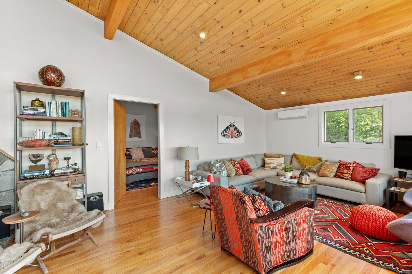 1588 Turtle Head Road Islesboro, ME 04848 - Photo 13 of 45