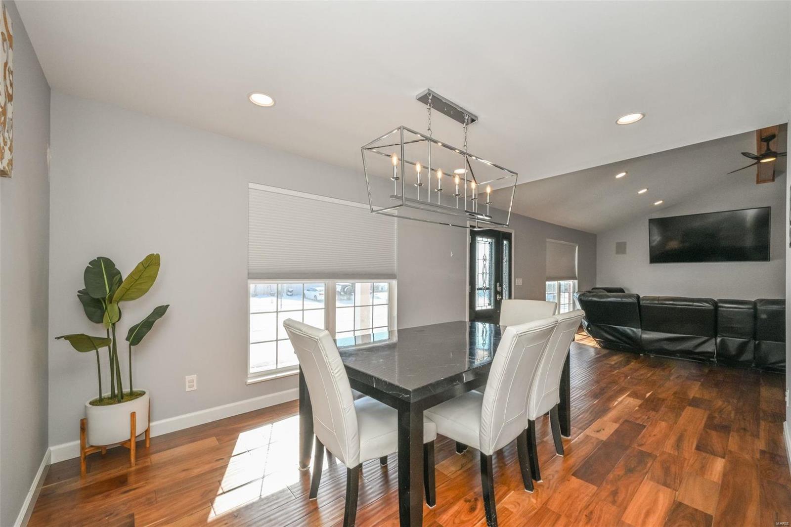 1135 Sunny Ridge Drive O'Fallon, MO 63366 - Photo 7 of 23