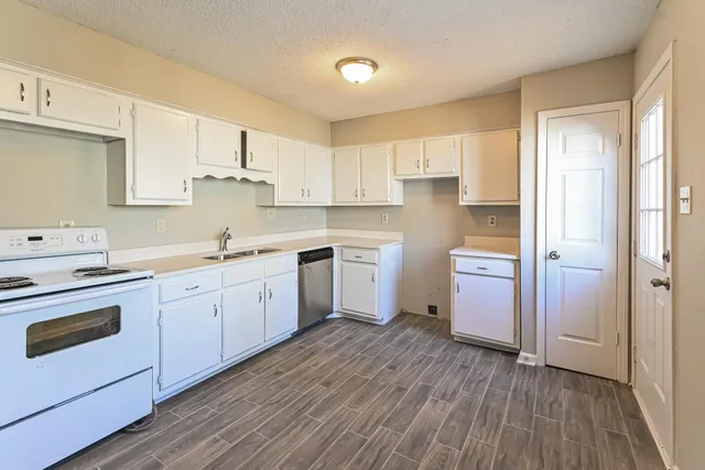 $1,850 | 4495 Bonnie Brae Drive, Millington, TN 38053