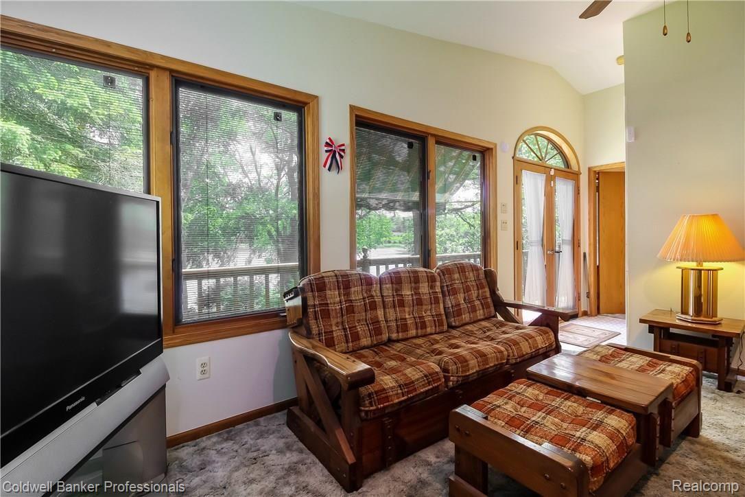1380 Clark Lake Road Brighton, MI 48114 - Photo 12 of 30 012-All-Season_Room-4210592-large.jpg
