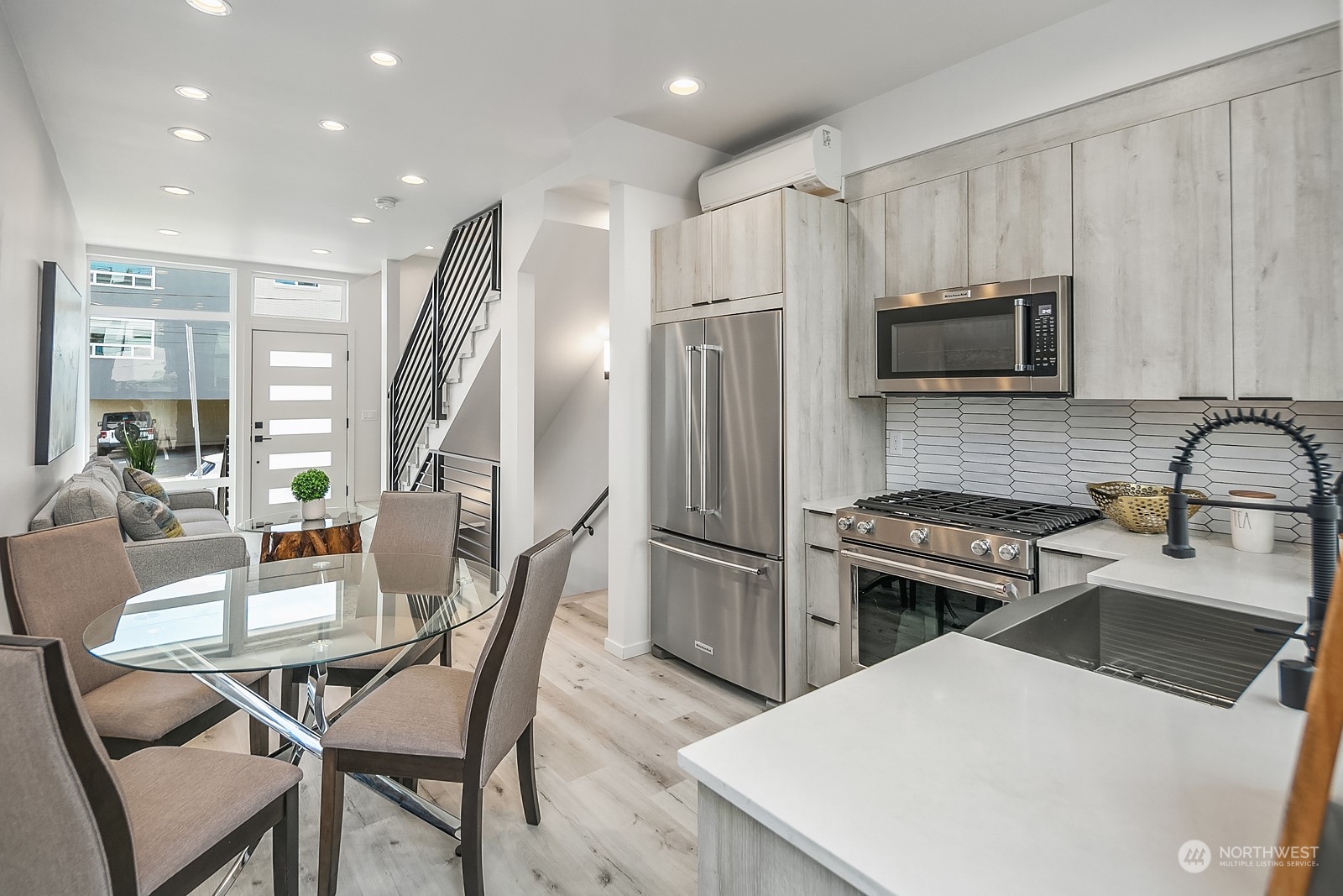 604 North 43rd Street Seattle, WA 98103 - Photo 15 of 24 Gallery Image 15