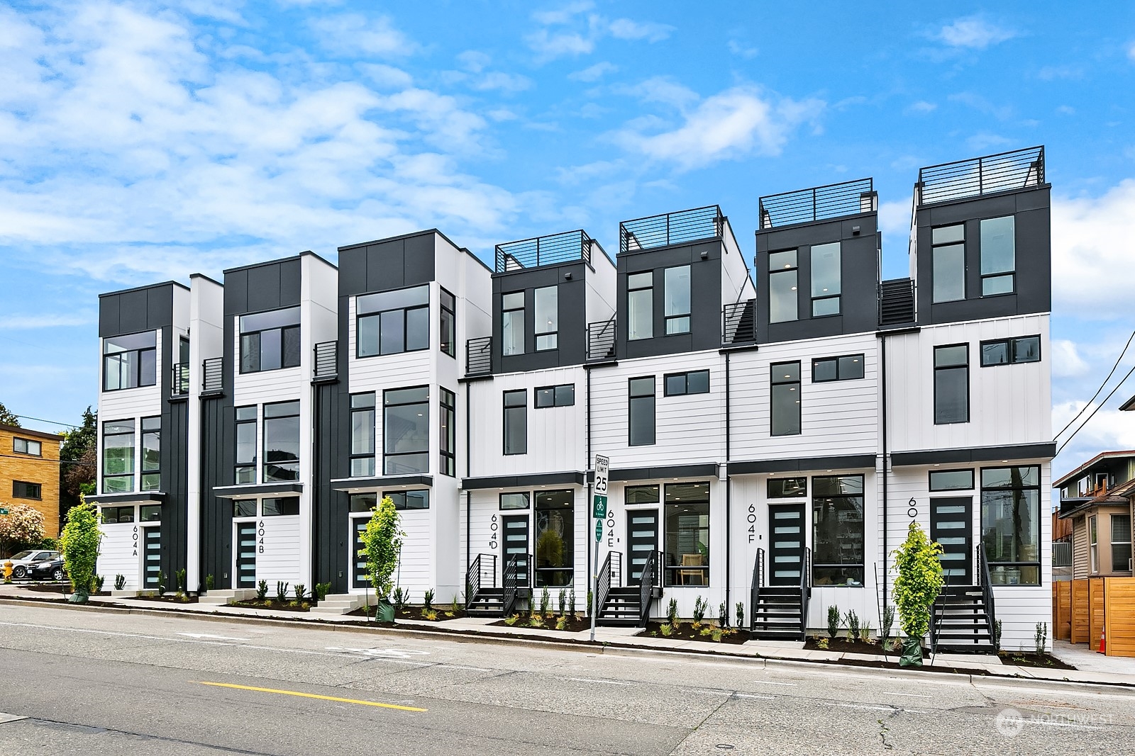 604 North 43rd Street Seattle, WA 98103 - Photo 3 of 24 Gallery Image 3