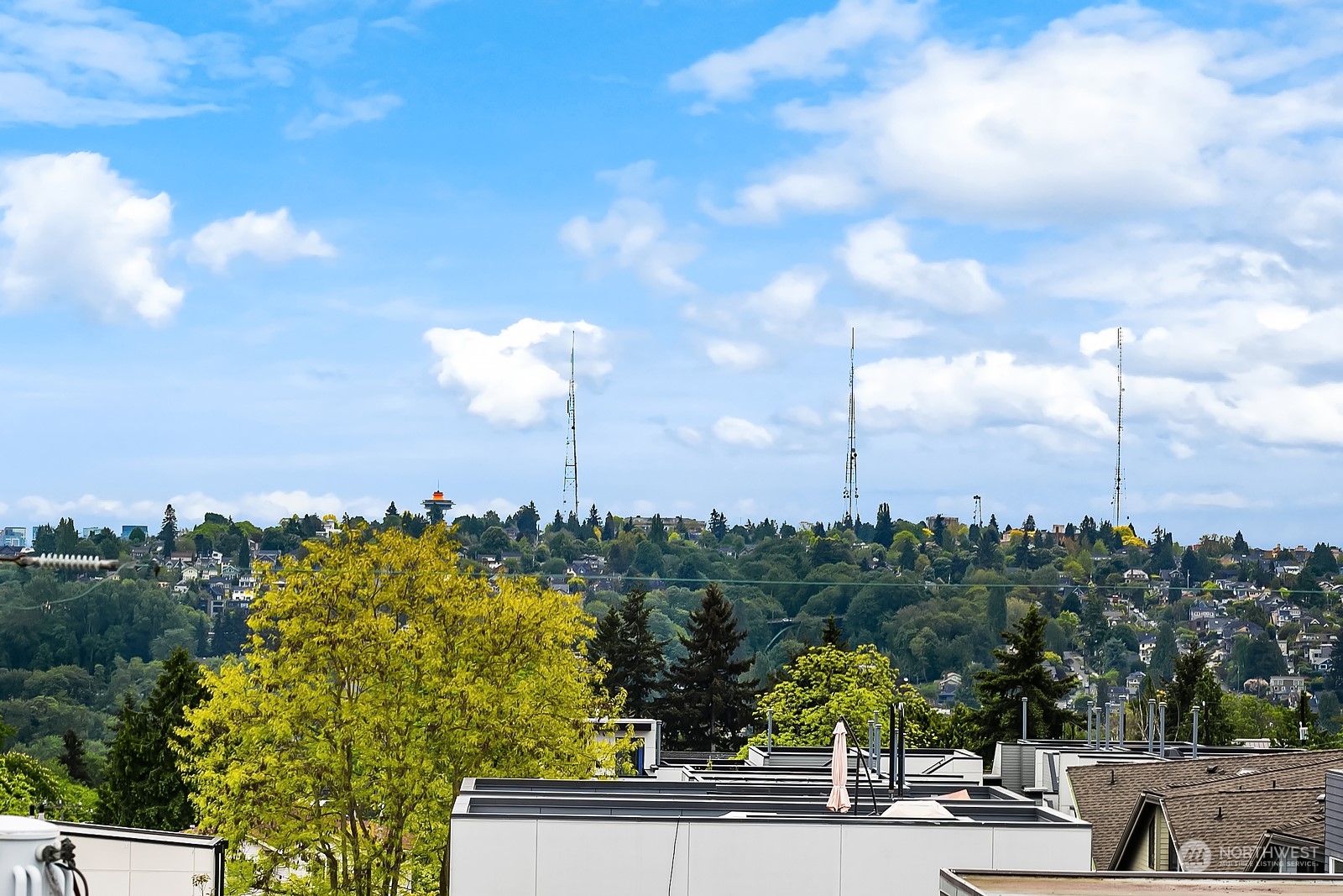 604 North 43rd Street Seattle, WA 98103 - Photo 6 of 24 Gallery Image 6