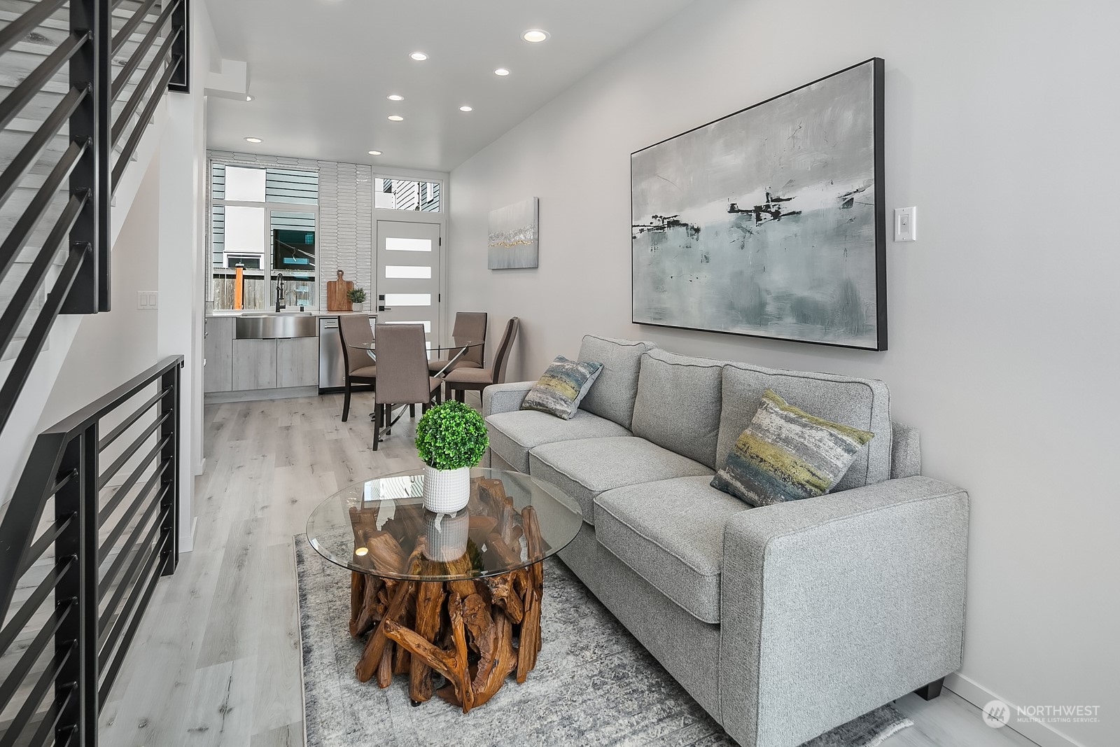 604 North 43rd Street Seattle, WA 98103 - Photo 8 of 24 Gallery Image 8