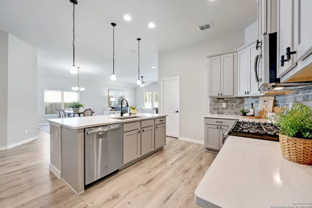 $499,000 | 8942 Whimsey Ridge, Fair Oaks Ranch, TX 78015