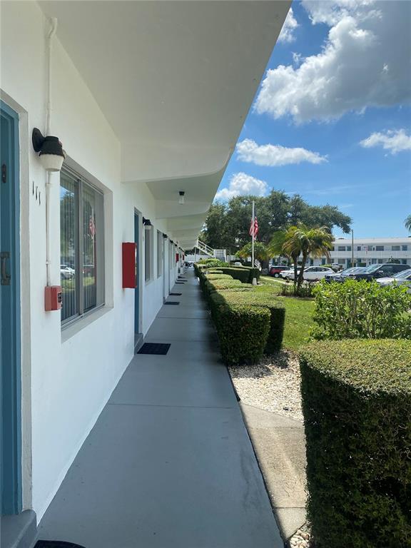 8455 112th Street North, Unit 111 Seminole, FL 33772 - Photo 4 of 28 Gallery Image 4