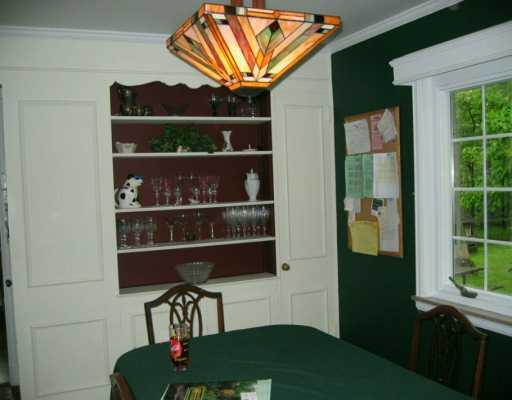 8001 Edwood Road Pittsburgh, PA 15237 - Photo 4 of 8 Dining Room.