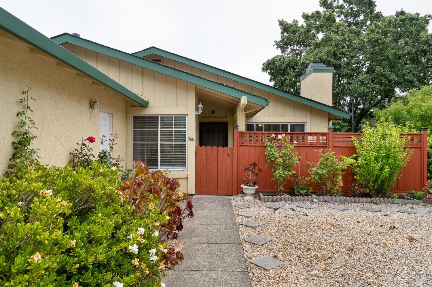 366 Wren Drive Santa Rosa, CA 95401 - Photo 2 of 42