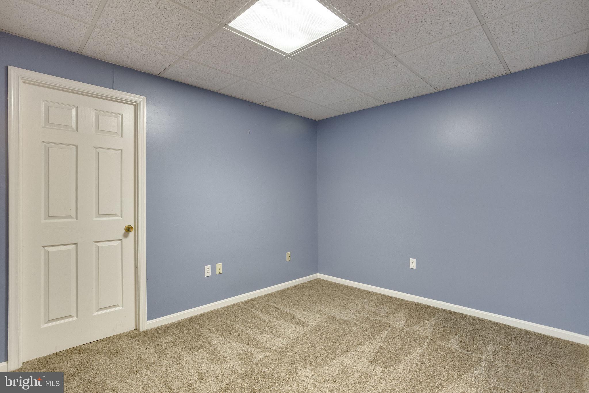 7033 Coventry Road Alexandria, VA 22306 - Photo 48 of 79 Gallery Image 48