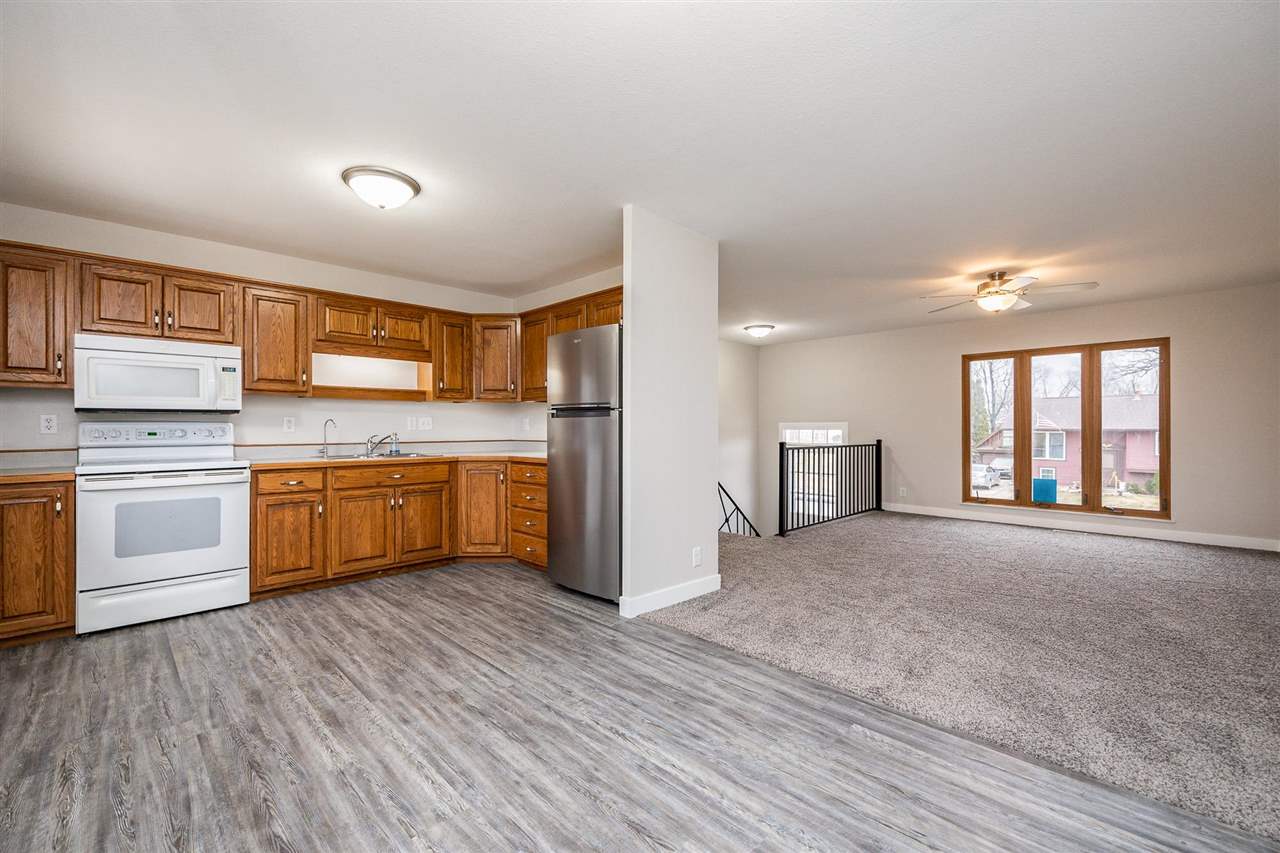 1012 Cheyenne Road Northwest Cedar Rapids, IA 52405 - Photo 13 of 24 Gallery Image 13