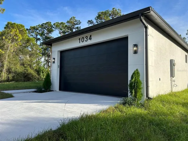 $1,980 | 1034 Alcalde Street East, Lehigh Acres, FL 33974