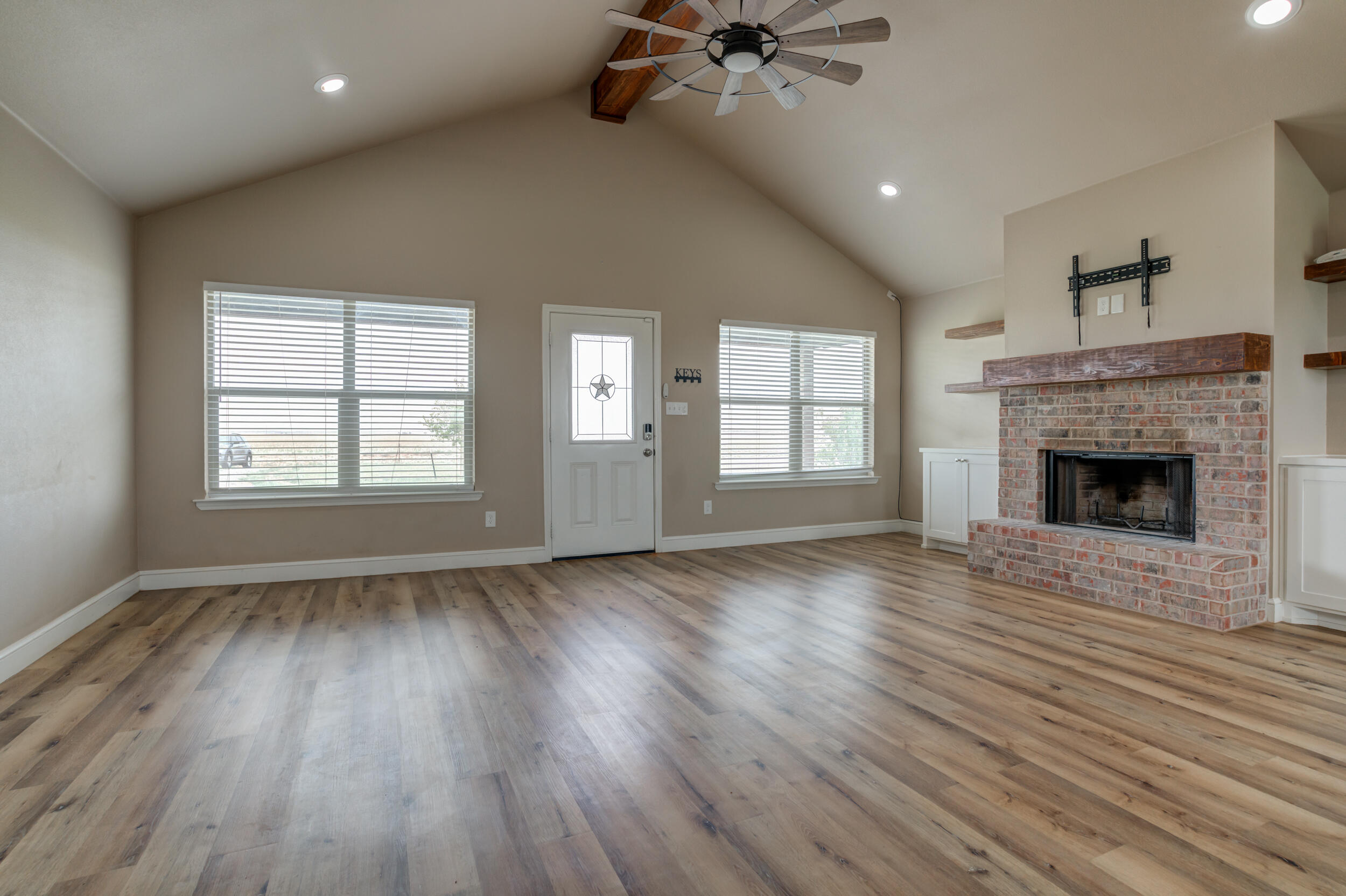 10721 County Road 6000 Shallowater, TX 79363 - Photo 8 of 41 10721-CR-6000_Shallowater-TX_4