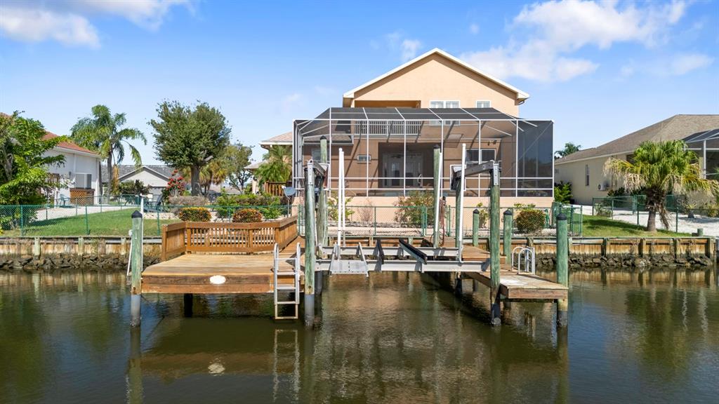 830 Golf Island Drive Apollo Beach, FL 33572 - Photo 14 of 87