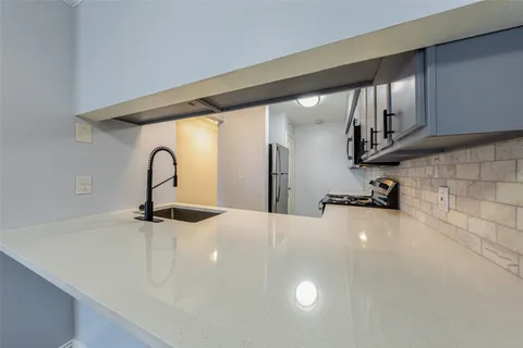 $415,000 | 501 West 26th Street, Unit 103, Austin, TX 78705