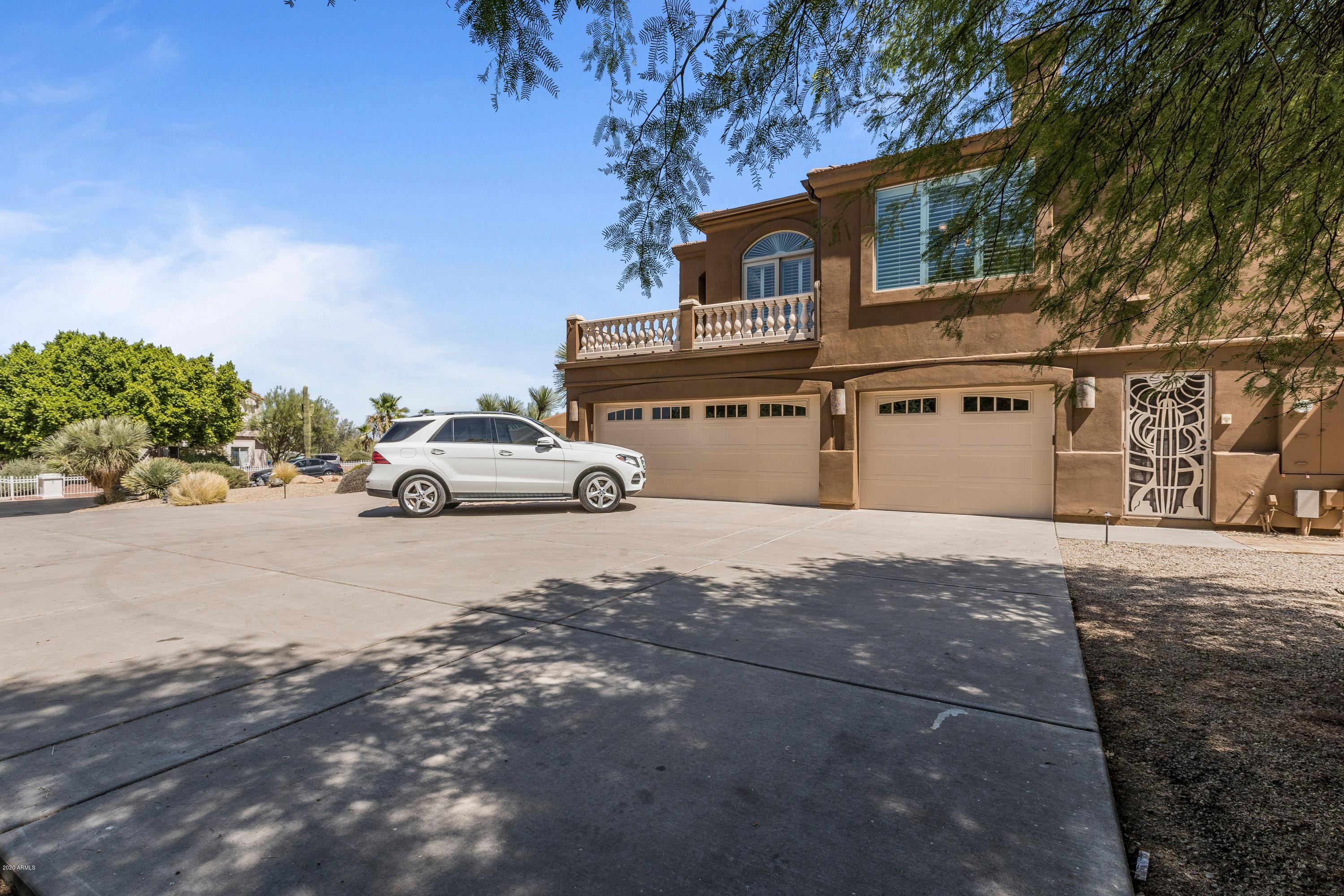 3530 North Hawes Road, Unit 14 Mesa, AZ 85207 - Photo 4 of 51 3 car