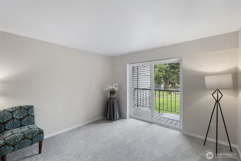 $315,000 | 14605 Northeast 34th Street, Unit H12, Bellevue, WA 98007