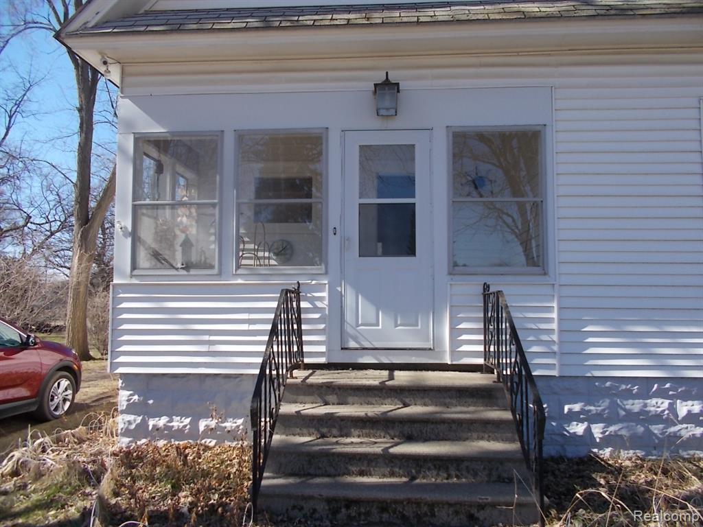 3739 North Main Street Akron, MI 48701 - Photo 2 of 31