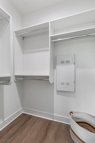 5424 Old Orchard Road Skokie, IL 60077 - Photo 25 of 56 a view of an empty walk in closet