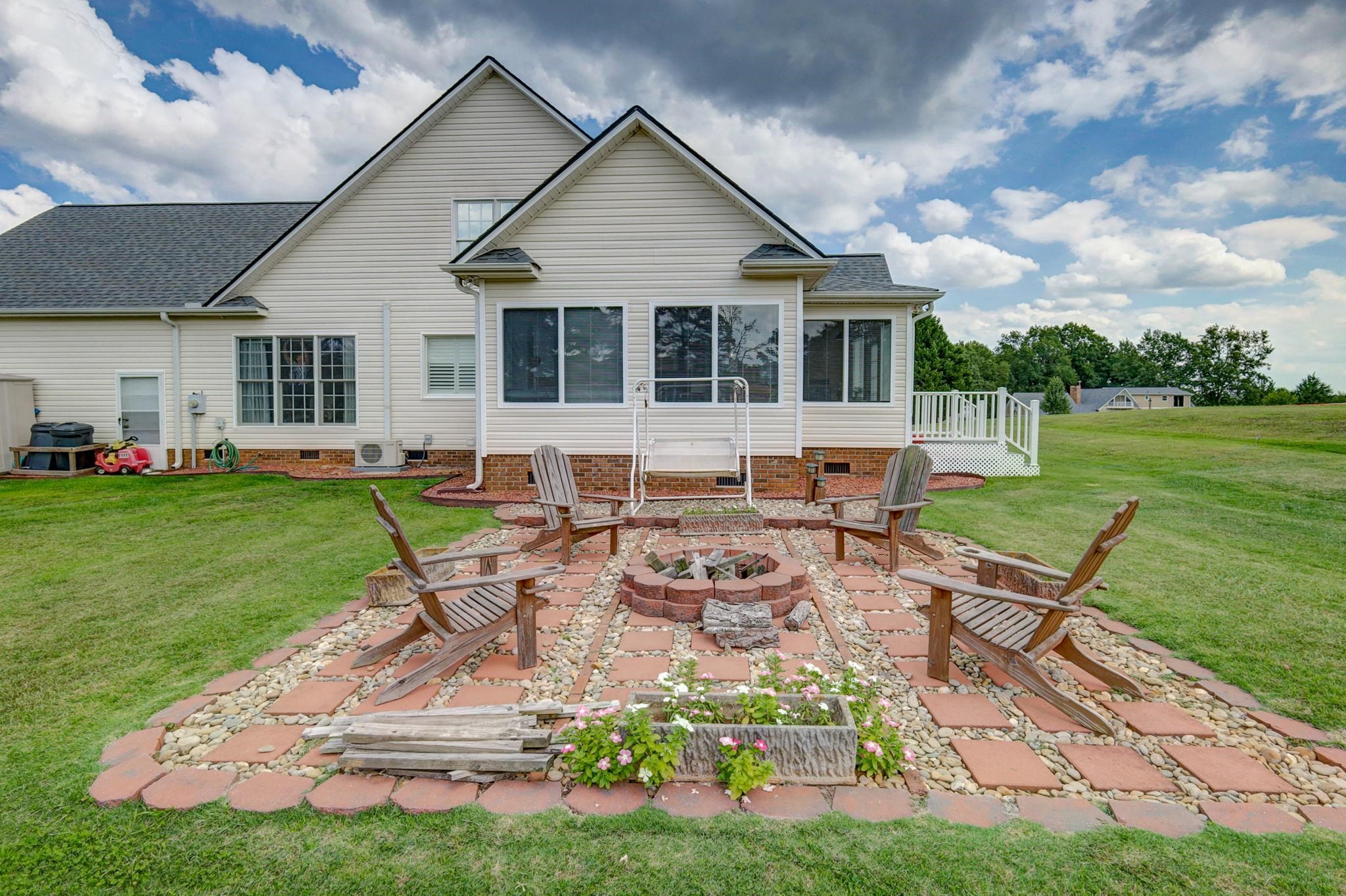 240 Sunset Road Landrum, SC 29356 - Photo 24 of 31