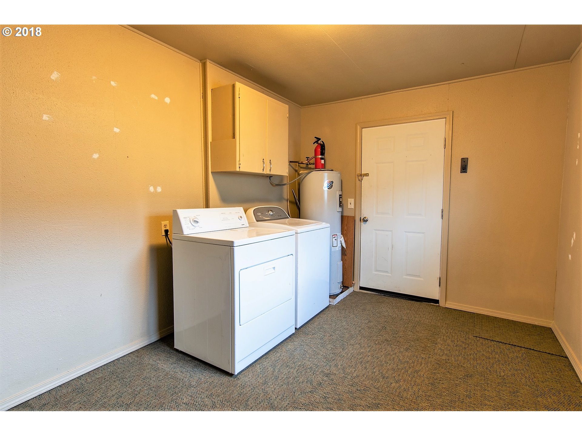 381 North 10th Street Reedsport, OR 97467 - Photo 19 of 27 Laundry