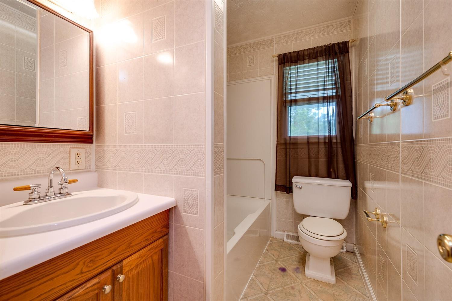 3192 Stahlheber Road Hamilton, OH 45013 - Photo 12 of 26 Gallery Image 12