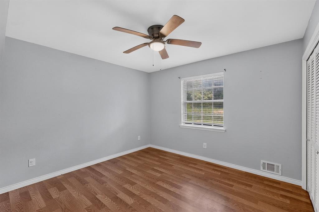 300 North Chattey Road DeSoto, TX 75115 - Photo 15 of 38