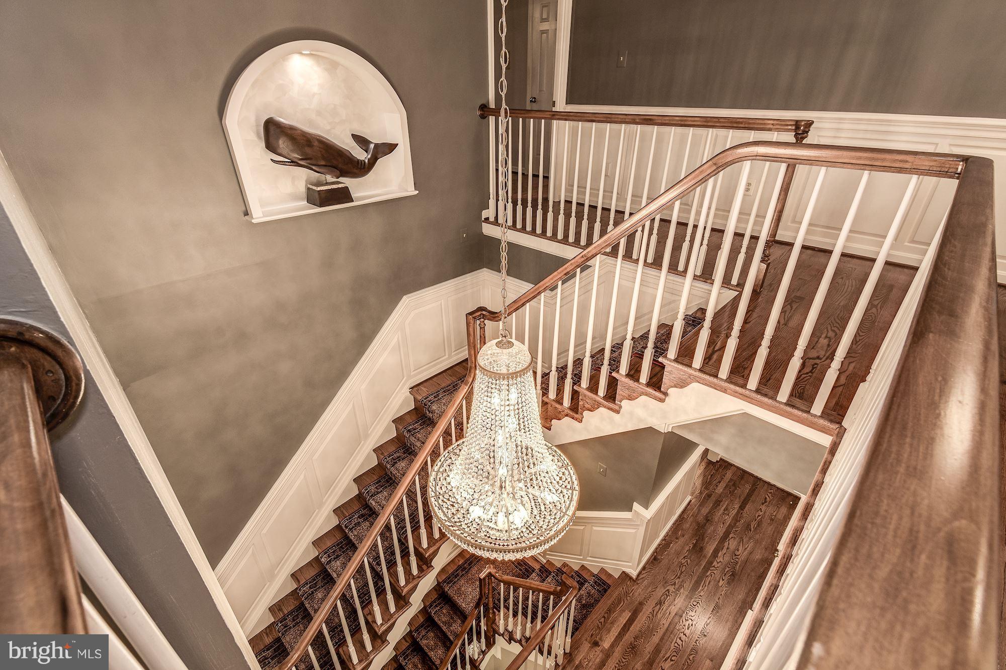 3900 North Glebe Road Arlington, VA 22207 - Photo 20 of 30 Interior Formal Staircase