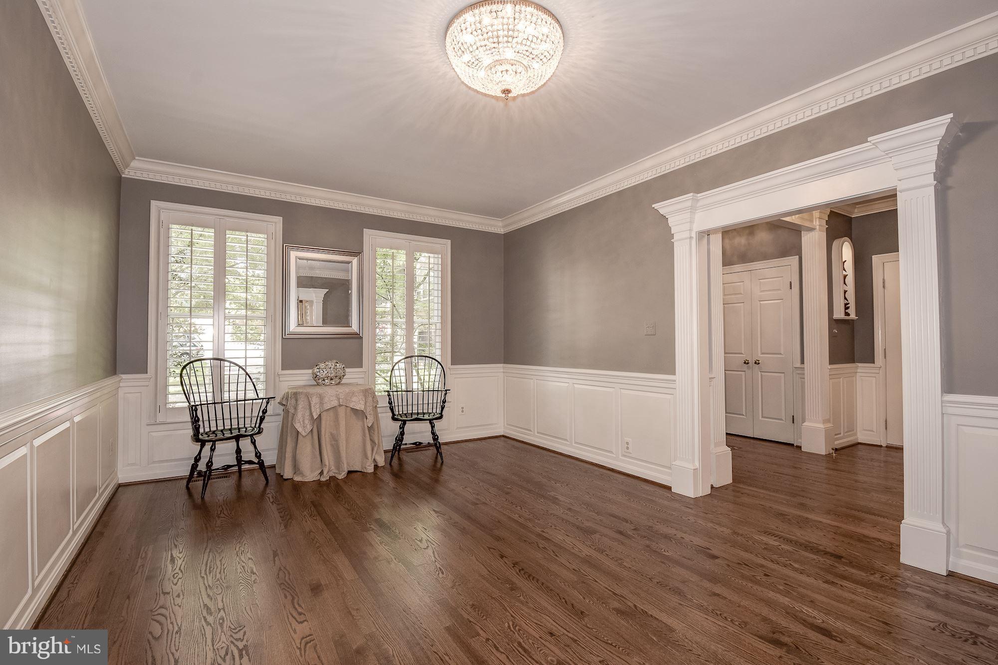 3900 North Glebe Road Arlington, VA 22207 - Photo 7 of 30 Living Room
