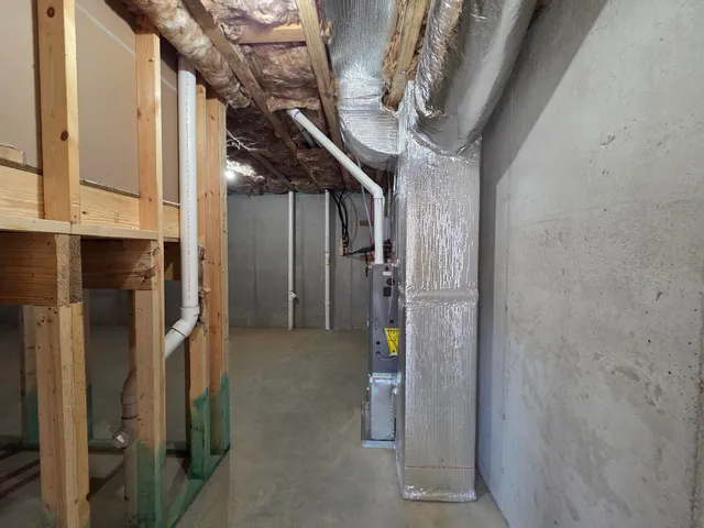 $439,900 | 5548 Old Grv Lane, Salem, VA 24153