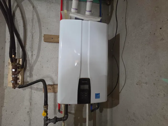 $439,900 | 5548 Old Grv Lane, Salem, VA 24153