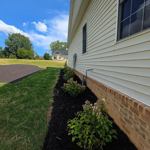 $439,900 | 5548 Old Grv Lane, Salem, VA 24153