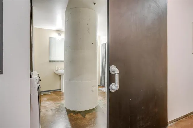 $214,999 | 1122 Jackson Street, Unit 419, Dallas, TX 75202