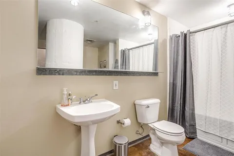 $214,999 | 1122 Jackson Street, Unit 419, Dallas, TX 75202