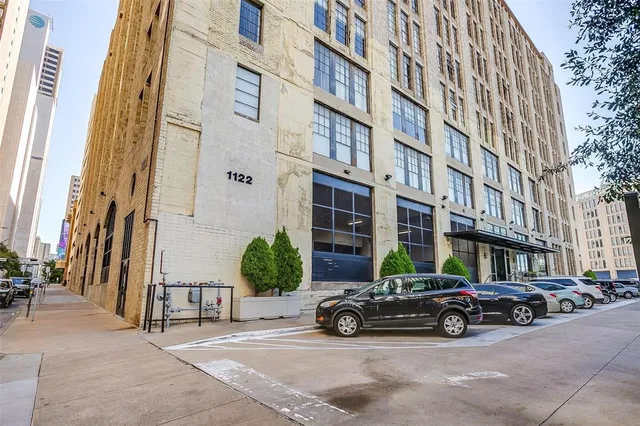 $214,999 | 1122 Jackson Street, Unit 419, Dallas, TX 75202