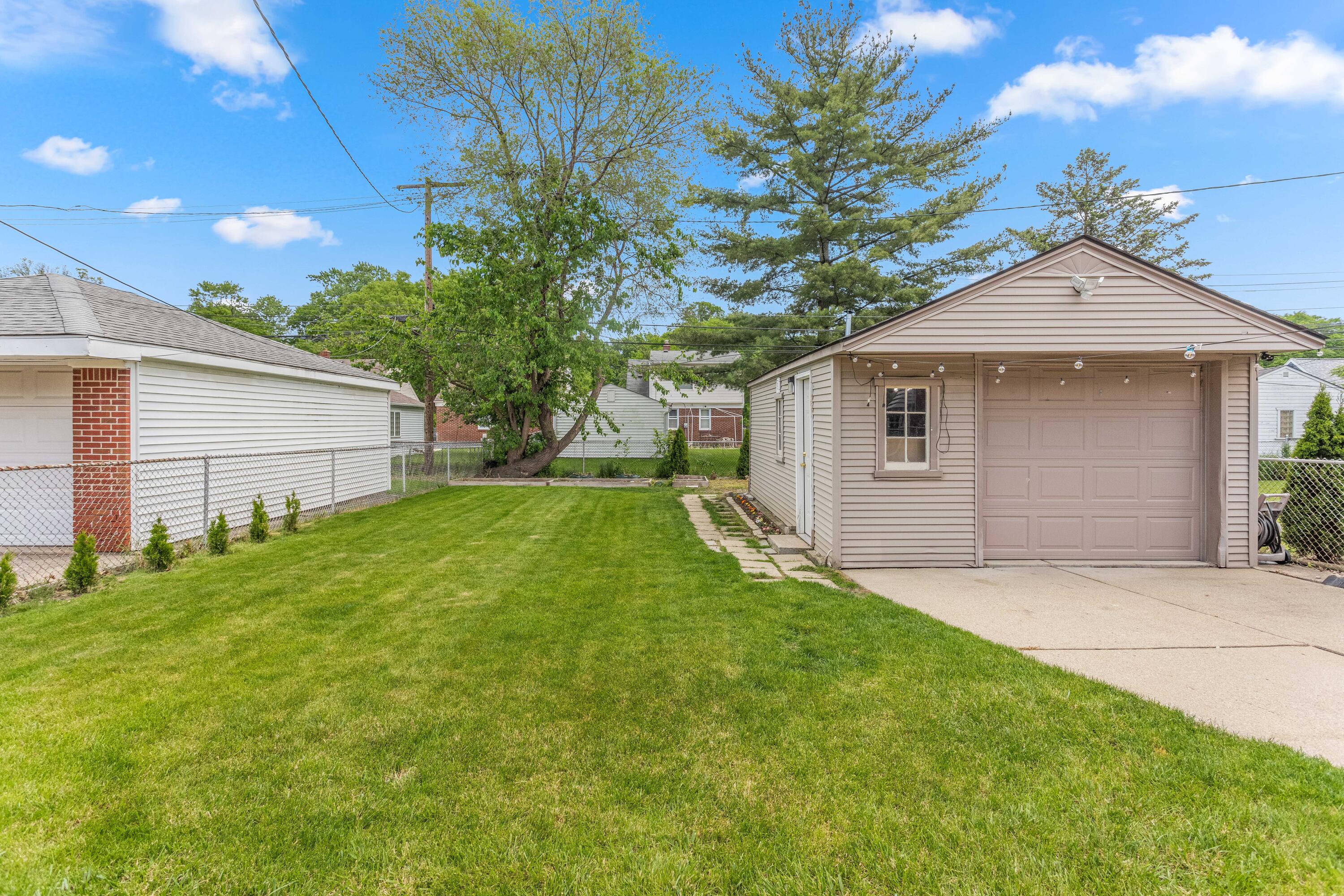 3353 Merrick Street Dearborn, MI 48124 - Photo 35 of 51 35