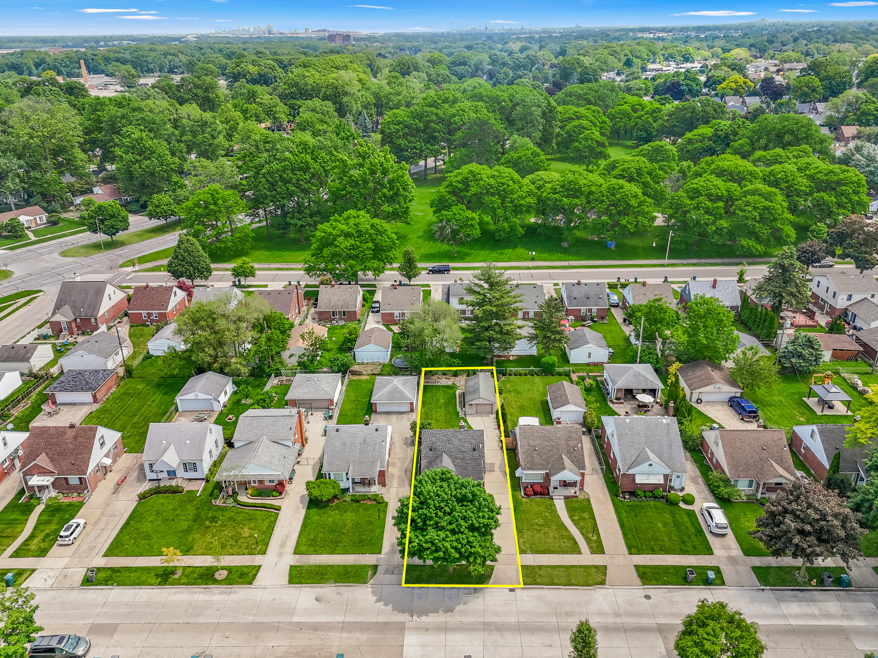 3353 Merrick Street Dearborn, MI 48124 - Photo 41 of 51 41