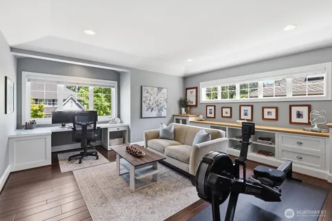 $2,598,000 | 25817 Southeast 31st Place, Sammamish, WA 98075
