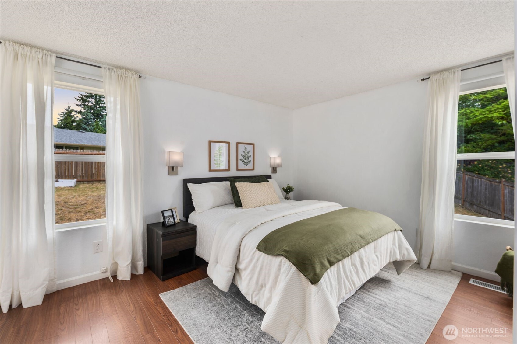 2012 Southeast 18th Court Renton, WA 98055 - Photo 14 of 36