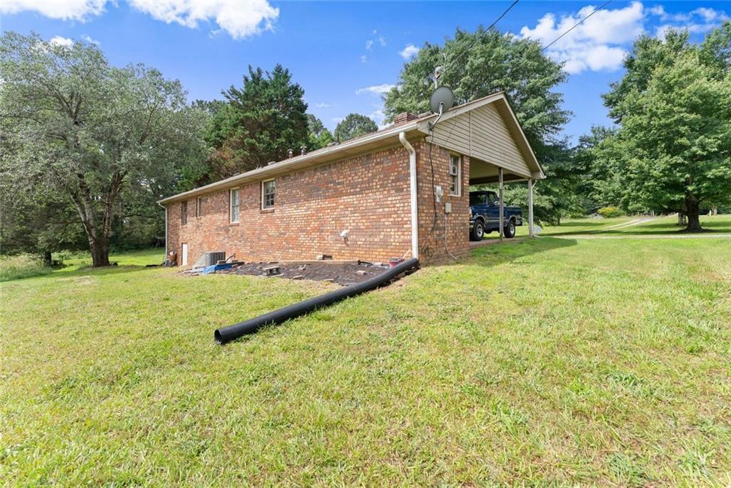 5590 Howard Road Cumming, GA 30040 - Photo 7 of 32