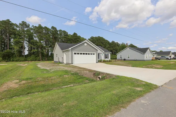 $269,900 | 123 Buckskin Drive, Pollocksville, NC 28573