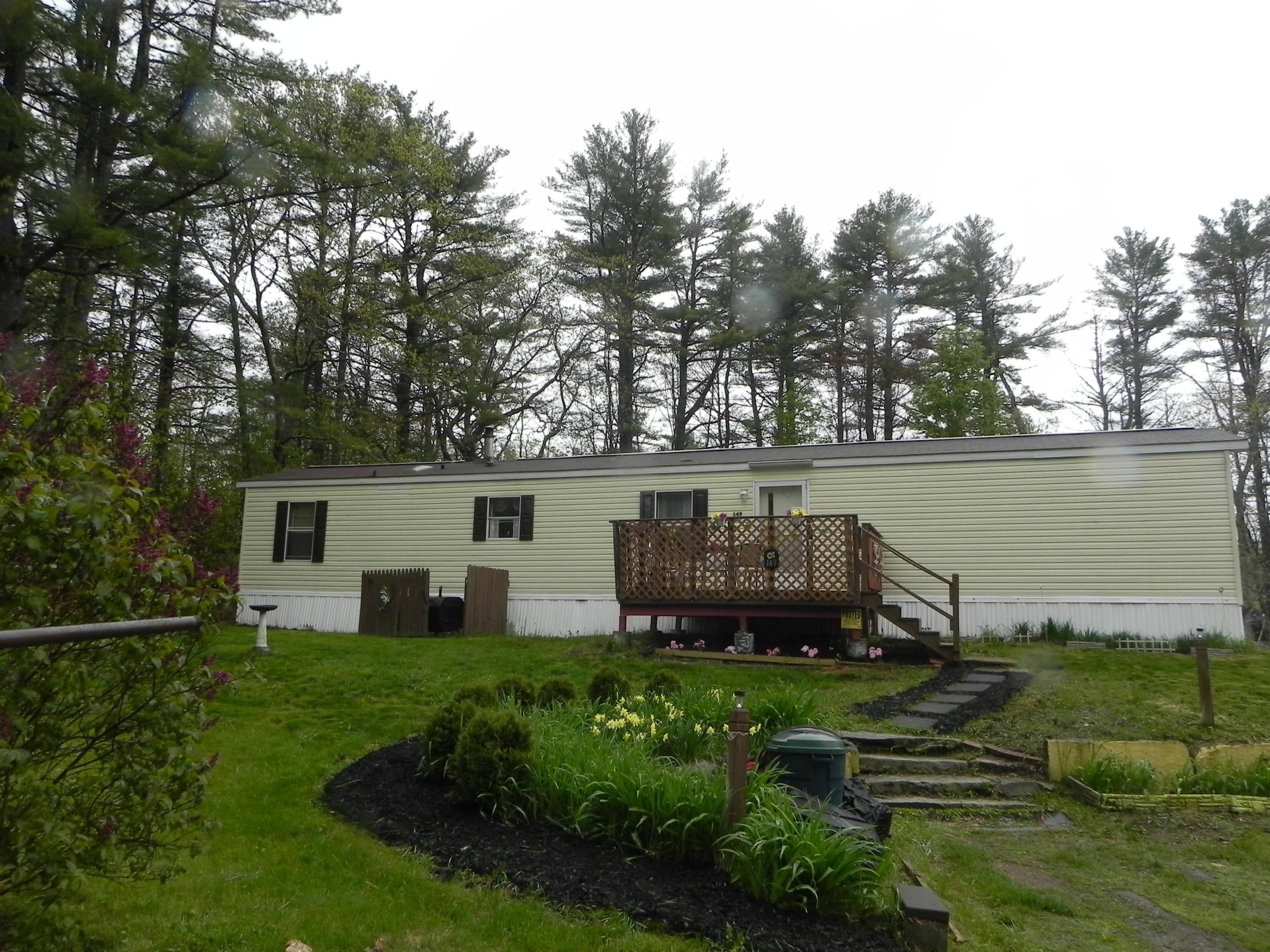149 Gardiner Road Jefferson, ME 04348 - Photo 1 of 28 DSCN1523