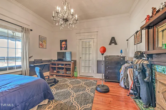 $300,000 | 630 East Maple Street, Johnson City, TN 37601